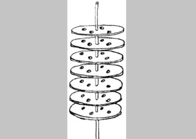 Heat transfer panels induced and temperature gradient controlled gas-separating membrane module